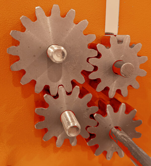 Steel gear mechanism on the Dragon 24TS ceramic slab roller
